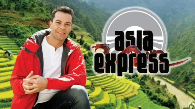 Iván Lalinde como presentador de Asia Express, de Caracol TV
