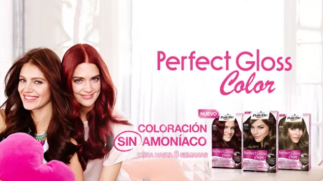 Dos mujeres abrazadas luciendo el pelo tinturado, en promo de Palette Perfect Gloss Color