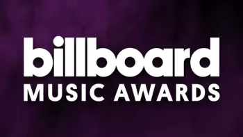 Logo Billboard Music Awards fondo púrpura