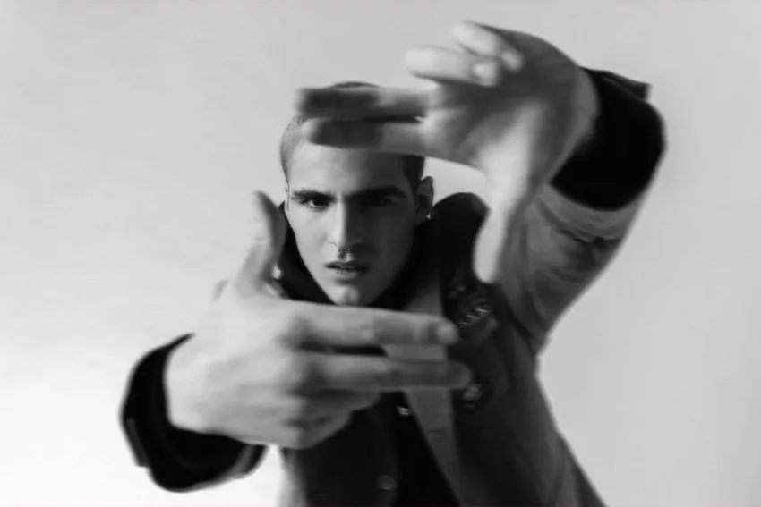 Alak en blanco y negro