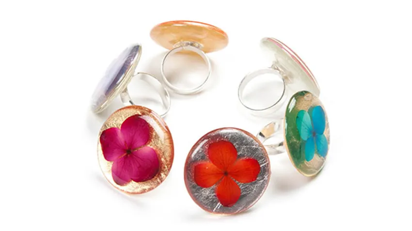 Anillos de plata con flores colombianas