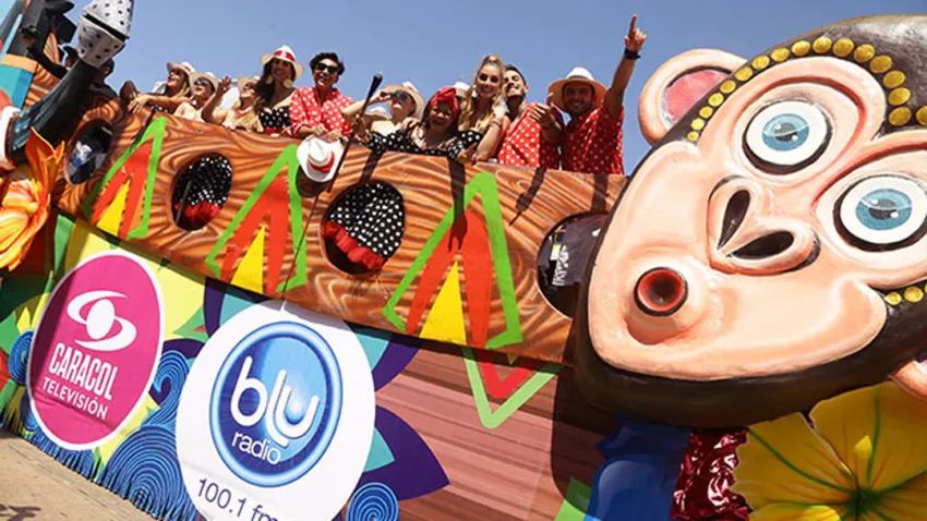 Carroza de Caracol Televisión en el Carnaval de Barranquilla 2018
