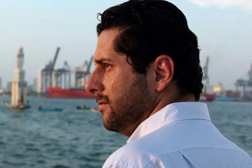 Alcalde de Cartagena, Dionisio Vélez, con lágrimas en los ojos