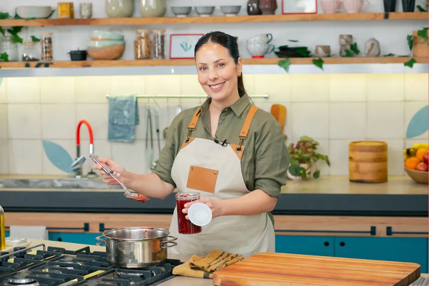 Chef Estefi Colombo en "Aprovéchalo todo" de elGourmet