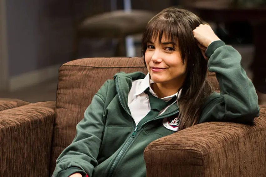 Abril Schreiber es Juliana Toledo en Dulce Amor, el Encanto de lo Prohibido