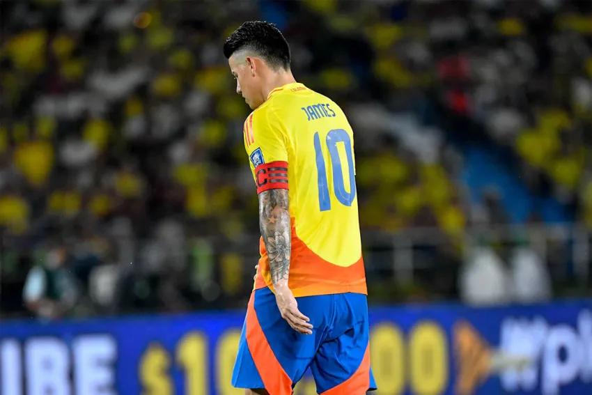 James Rodríguez vistiendo la camiseta 10 de la Selección Colombia