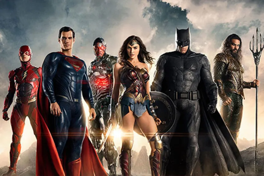Flash, Superman, Cyborg, Mujer Maravilla, Batman y Acuaman en Justice League