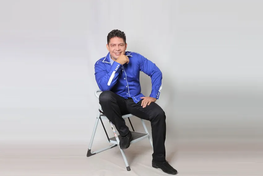 Luis Lambis - Cantautor cartagenero