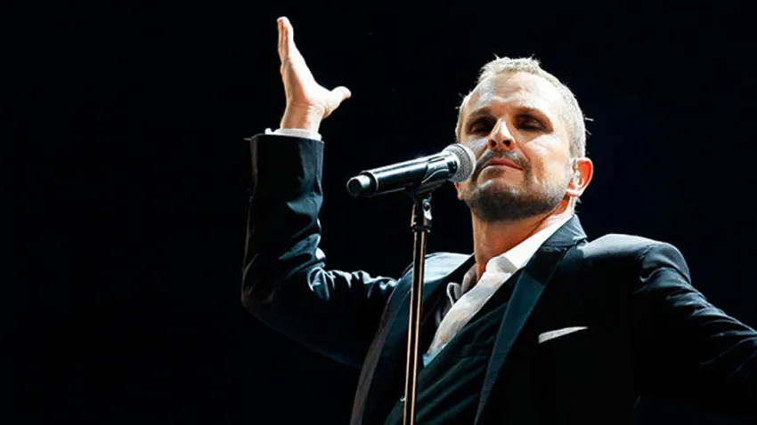 Miguel Bosé