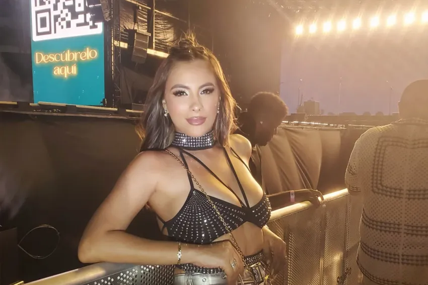 Miriam Cruz (Daysha Official) en el concierto "Cerrando Ciclos" de Aventura en República Dominicana