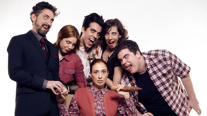 Elenco de Mucama de Vampiros: serie web de Canal Space