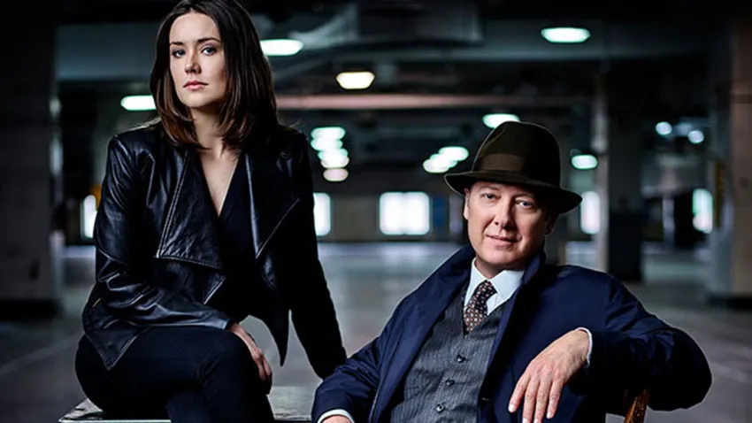 Megan Boone como Elizabeth “Liz” Keen, y James Spader como Raymond Reddington en "The Blacklist"