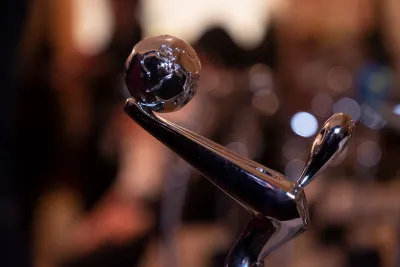 Estatuilla Premios Platino Xcaret