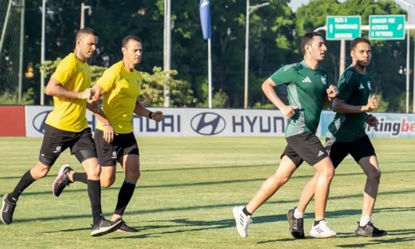 Árbitro cartagenero Carlos Ortega pretemporada CONMEBOL 2025