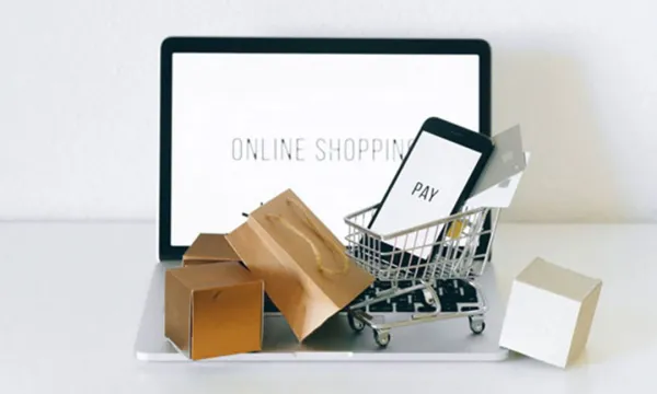 Carrito de compras en linea lleno de artículos