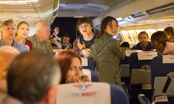 Escena de Fear the Walking Dead: Flight 462
