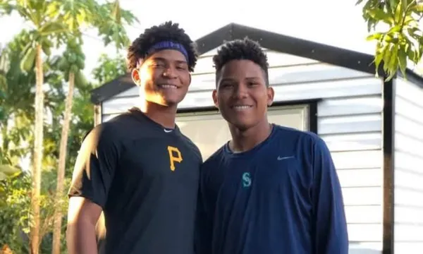 Carlos y Michael Arroyo