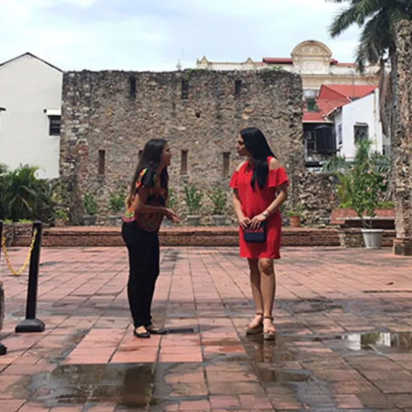 Alejandra Oraa en Panamá para el programa Destinos de CNN en Español