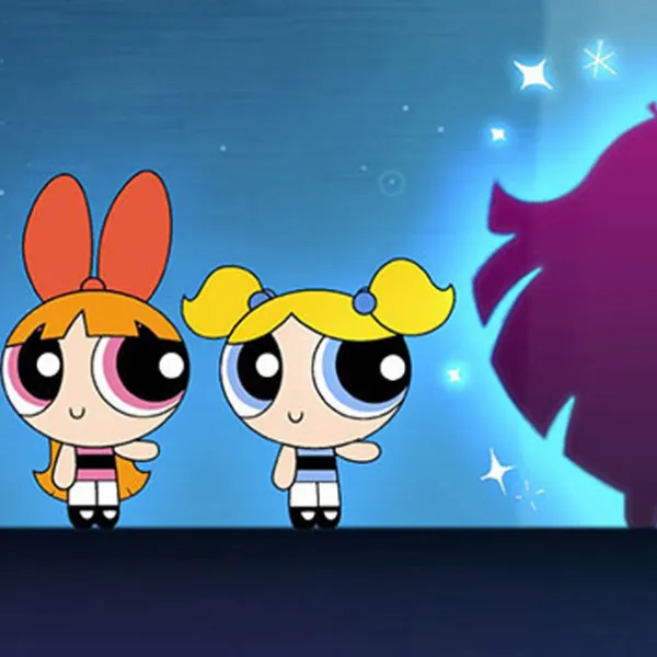 Las Chicas Superpoderosas: Bombón, Burbuja, Bellota señalando a la silueta de Brisa