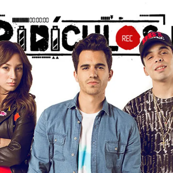 Daniela Bos, Luja Duhart y MC Davo, presentadores de "Ridículos", de MTV