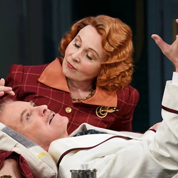 Escena de Present Laughter con Kevin Kline
