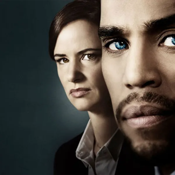 Juliette Lewis y Michael Ealy en la serie "Secretos y Mentiras" (Secrets and Lies)