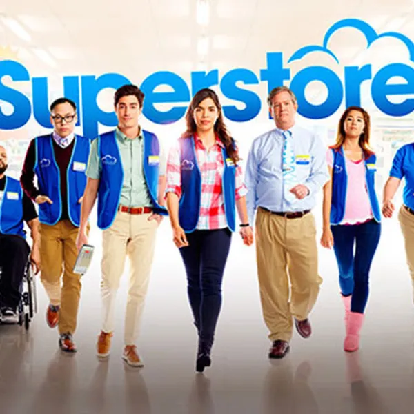 Elenco de la serie 'Superstore', en la tienda Cloud 9