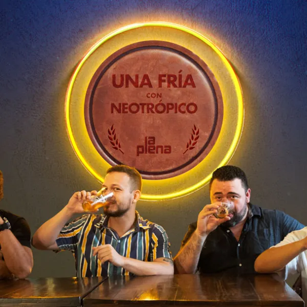 Una Fría con Neotrópico
